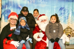 2016_TNMA_Tree-Lighting_-0739