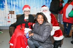 2016_TNMA_Tree-Lighting_-1028